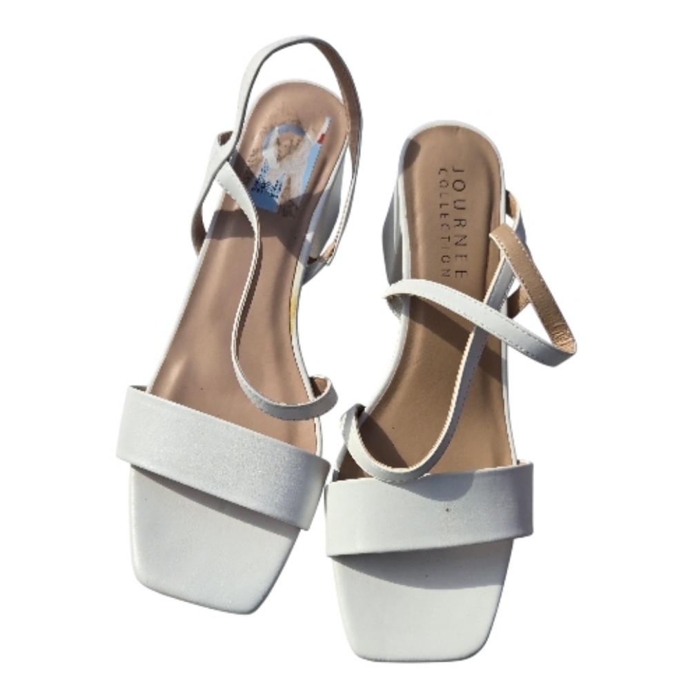 Journee Collection Women's Cream Sandals
